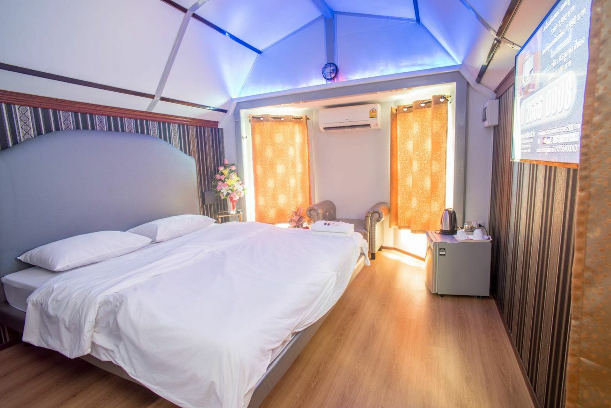 Kurina Hotel (Adults Only) Банкок Екстериор снимка